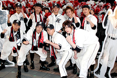 市原隼人のあのセリフに大興奮、佐藤健は背面キャッチ成功！　ニコガク野球部に大歓声 画像