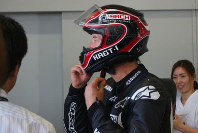 キアヌ・リーブス、来日で鈴鹿を駆ける！　「サーキット走れて幸せ」 画像