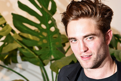 ロバート・パティンソン、結婚式に乱入!? 画像