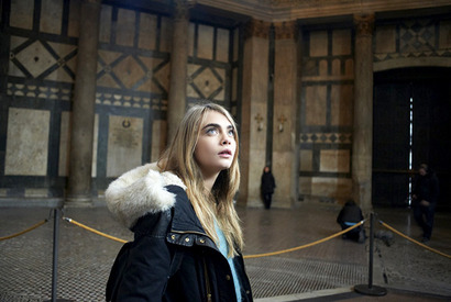 カーラ・デルヴィーニュ、モデルから女優への“華麗なる転身”…『天使が消えた街』 画像