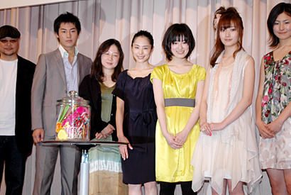 「早く大人になりたかった」けどなりきれなかった（？）深津絵里が西原理恵子に変身！ 画像