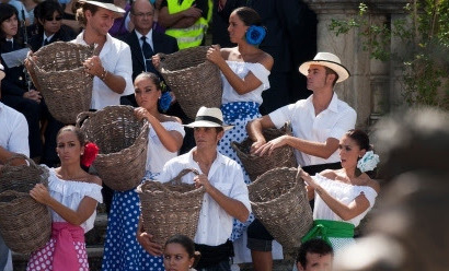 情熱の国・スペインでぶどうの収穫祭り！ 画像