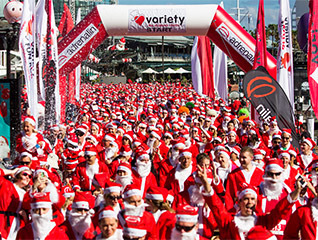 サンタ大集結のチャリティマラソン！「サンタ・ファン・ラン」開催 画像