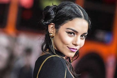 ヴァネッサ・ハジェンズ、父死去の翌日でも「パパのために…」TVに生出演 画像