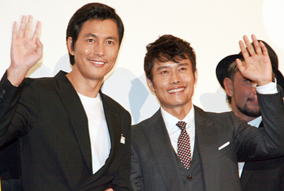 イ・ビョンホン「遊び終えてすっきりした気分」　キラースマイルにファン悲鳴＆熱狂！　 画像