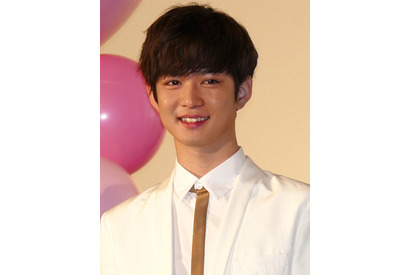 “黒悪魔”中島健人、千葉雄大の素顔を明かす　「バーチーは現場でも白王子」 画像