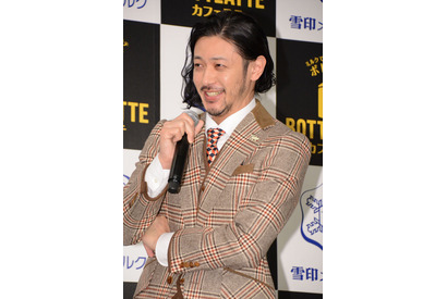 オダギリジョー、MCの「ダラケたトーク」に苦笑い 画像