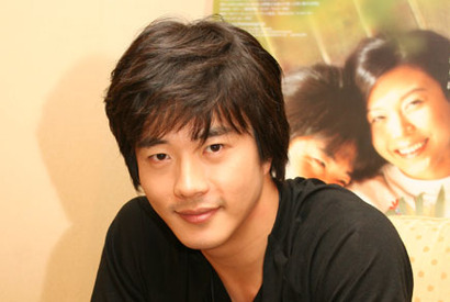 『青春漫画〜僕らの恋愛シナリオ〜』クォン・サンウ来日インタビュー 画像
