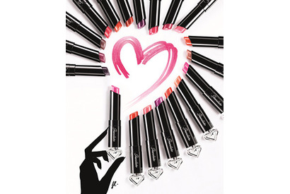 “逆さハート”がアイコニックなリップ＆ネイルが登場！「ゲラン」 画像