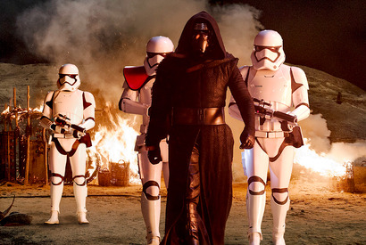 【特別映像】カイロ・レンがミレニアム・ファルコン内に!?『スター・ウォーズ』幻のシーン解禁 画像