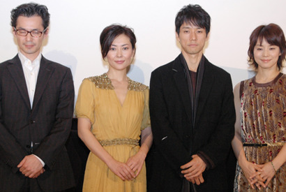 中山美穂、久々にファンの前へ！　石田ゆり子と舞台上で西島秀俊の取り合い？ 画像