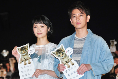 佐藤健、夢は宮崎あおいに「カラオケでB’zの『ultra soul』を歌ってもらうこと！」 画像