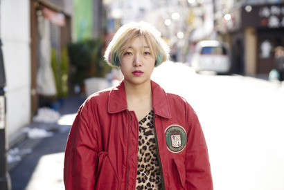 安藤サクラ、金髪レインボーカラーで松田翔太主演『ディアスポリス』に参戦 画像