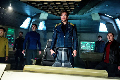 【予告編】クリス・パインVS新たな敵!?　『スター・トレック BEYOND』 画像