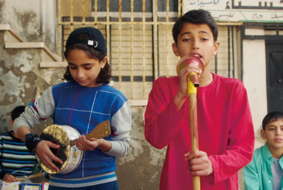 【予告編】スターになって世界を変える！国境を越えた少年が希望に『歌声にのった少年』 画像