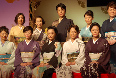 浅野ゆう子、仲間由紀恵＆井川遥の若さに嫉妬！　『大奥』製作発表記者会見　 画像