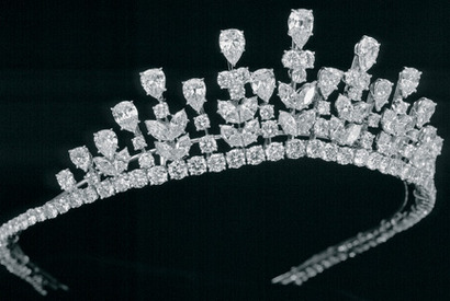 ファッション小噺vol.120　年末年始にセレブリティのきらめきを 画像