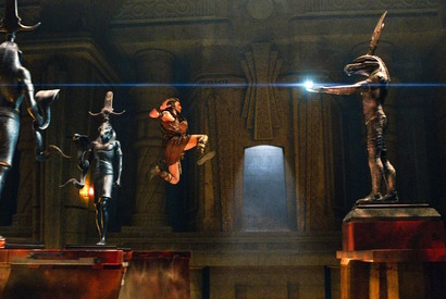 【特別映像】来日間近！イケメン俳優ブレントン・スウェイツ、古代エジプトで忍者アクション!? 画像