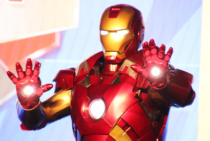 【海外ディズニー】アイアンマンが香港に降臨！マーベルの新テーマエリアのオープニングセレモニー 画像