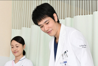 松山ケンイチ“井川”、手術に挑むが…「A LIFE～愛しき人～」第2話 画像