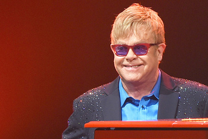 エルトン・ジョン、結婚式ギャラは1億4,000万円!? 画像