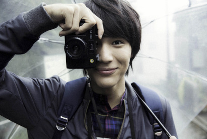 中川大志、初のセルフプロデュースカレンダー発売！自撮り写真も満載 画像