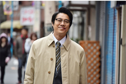 堤真一、“鬼嫁”小泉今日子を守って菅田将暉と最後の戦い「スーパーサラリーマン左江内氏」 画像