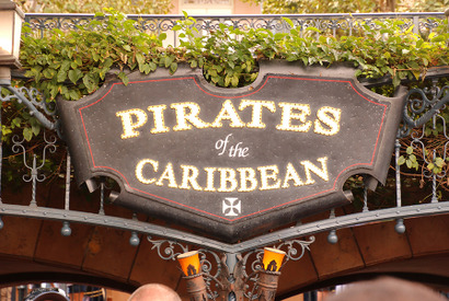 【海外ディズニー】ジョニデ登場の「カリブの海賊」50周年祝うスペシャルメニューも人気 画像