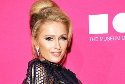 パリス・ヒルトン、「“セルフィー”を始めたのは私」と主張 画像