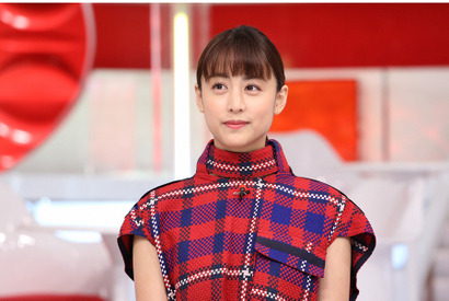 山本美月の愛犬にスタジオがメロメロに!?「おしゃれイズム」 画像