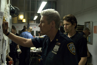 リチャード・ギア、イーサン・ホーク、ドン・チードルが警官役で共演！ 画像