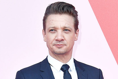 ジェレミー・レナー、スタント中に両腕を負傷…撮影に影響は？ 画像