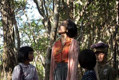 満島ひかり、恋する女性の切なさと強さ体現『海辺の生と死』新写真入手 画像