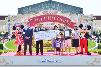 【ディズニー】パーク累計入園者数が7億人突破！ランド開園から34年108日目での到達 画像