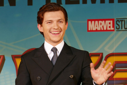 新スパイダーマン俳優、どしゃ降り歌舞伎町プレミアで“神対応”＆日本の夏満喫 画像