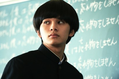 北村匠海、マッシュルームカットに！ 松岡茉優主演『勝手にふるえてろ』 画像