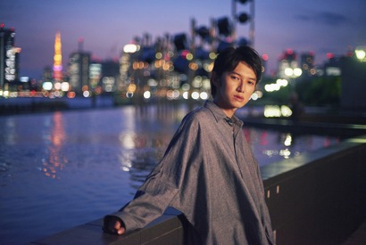 本郷奏多「年相応に成長している僕の姿を見て」 2018年カレンダー発売 画像