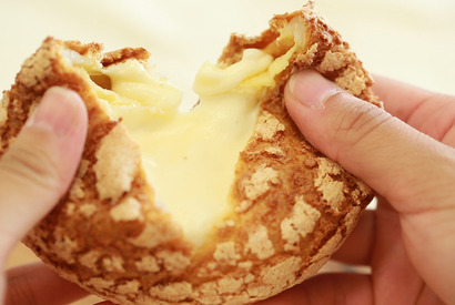 関西ではここだけ！ 3層重ねの新食感シュークリーム 画像