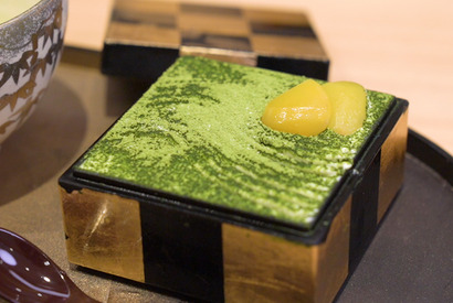 宝箱みたいな“枯山水ティラミス”！ 銀座の極上日本茶スイーツ 画像