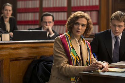 レイチェル・ワイズ「真実を伝えなくちゃ」ホロコーストは真実か虚構か…『否定と肯定』予告 画像