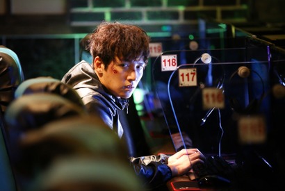 韓国イケメン俳優チ・チャンウク、映画初主演！『操作された都市』予告映像 画像