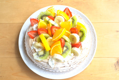 ふわふわケーキ×山盛りフルーツ 贅沢な秋スイーツを満喫 画像