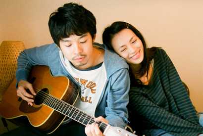 【20周年記念プレゼント】『南瓜とマヨネーズ』臼田あさ美のチェキを1名様 画像