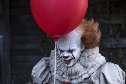 「怖かった…でもまさか泣けるとは…」『IT／イット』上映館拡大へ！最恐ピエロ映像も到着 画像