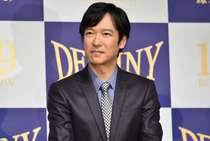 堺雅人、”素