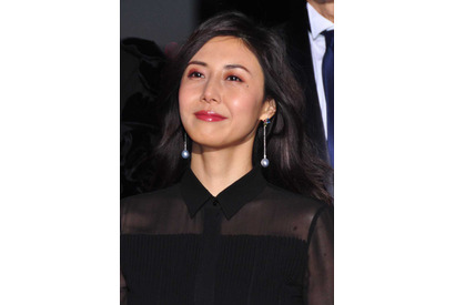 松嶋菜々子の美しさに監督、阿部寛のセリフを「キレイ」から「超キレイ」に変更！ 画像
