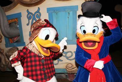 【海外ディズニー】一番人気は誰!?「ミッキーのベリー・メリー・クリスマス・パーティー」のキャラグリが話題！ 画像