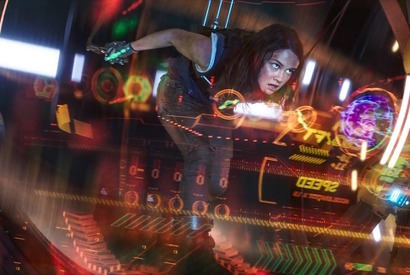 『パシリム』には“強い女性”が不可欠！自作イェーガーを操る天才少女に注目 画像