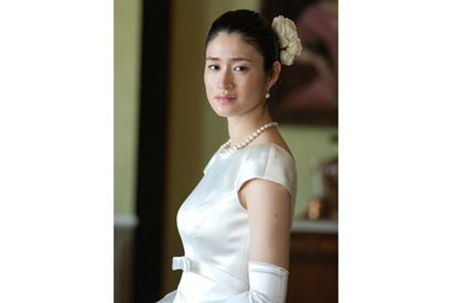 小雪がウェディングドレス姿を披露！　相手は松山ケンイチではなく… 画像