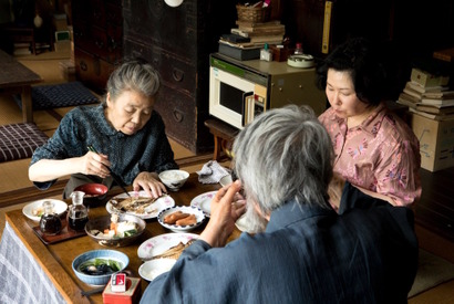 これぞ昭和の食卓！山崎努＆樹木希林『モリのいる場所』“おいしい”特別映像 画像
